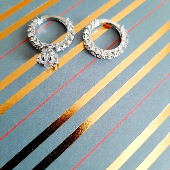 NEW Dual Rhinestone Rings - Picture 5 of 6